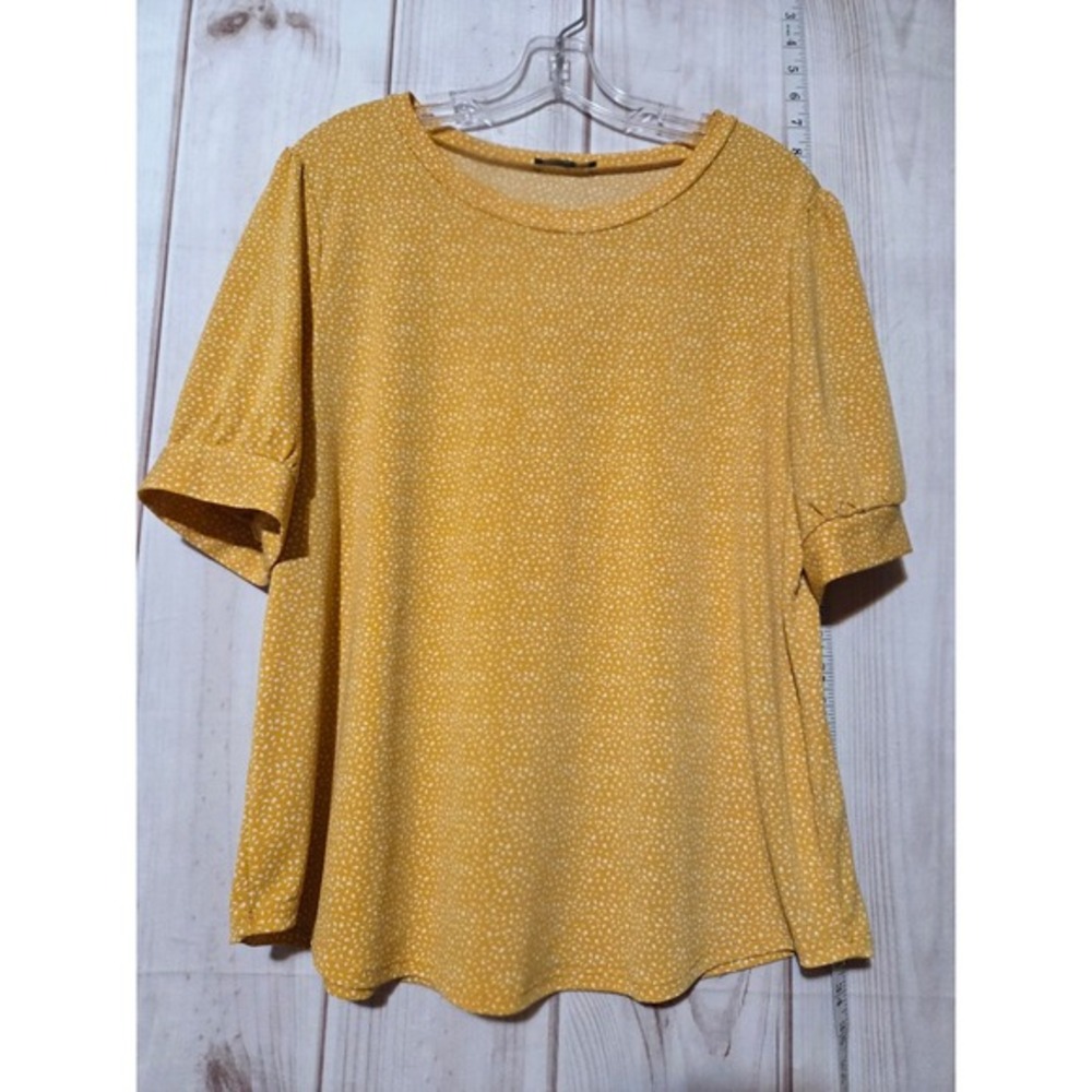 Adrianna Papell Women 1x Mustard Yellow Dotted Puff Sleeve Top Shirt